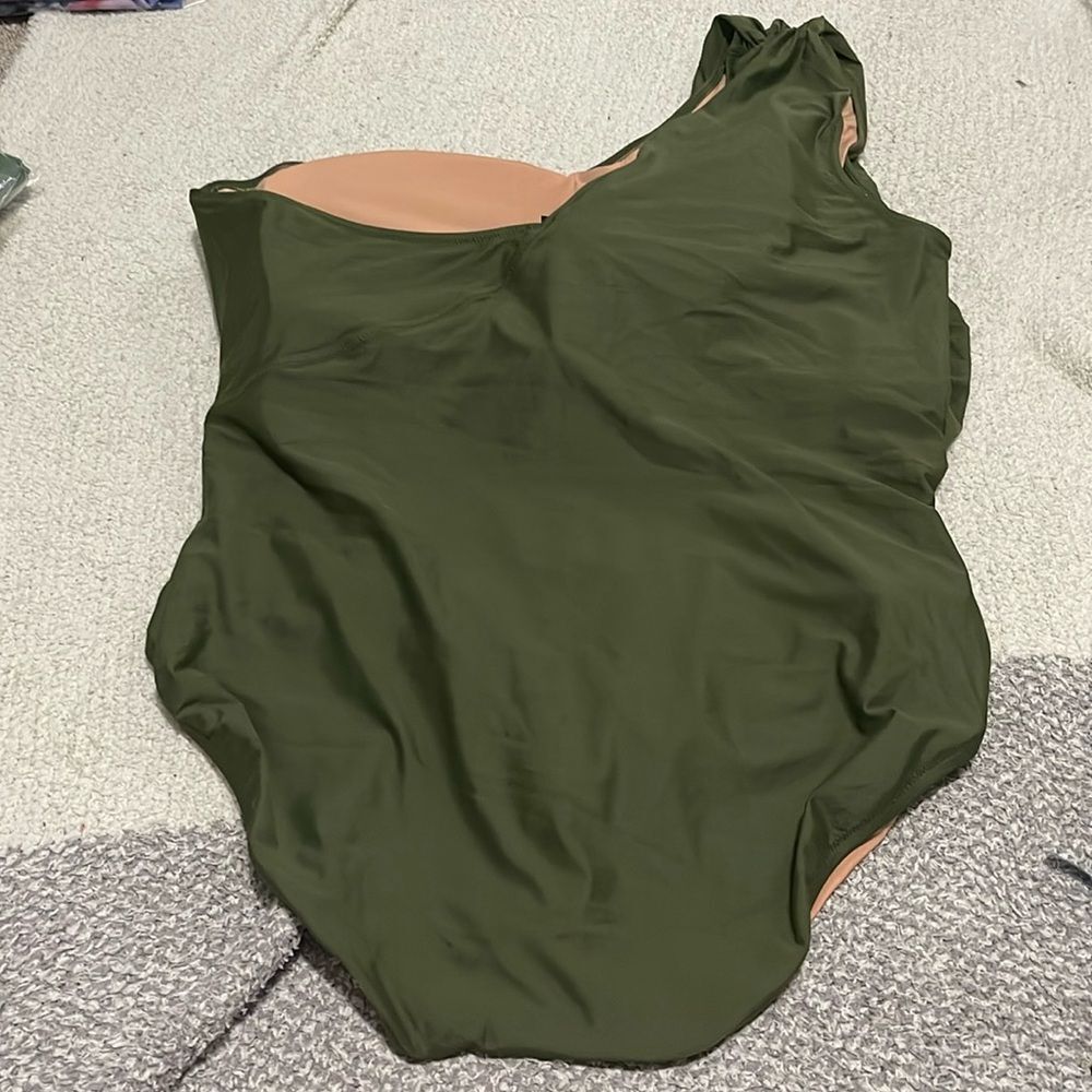 NWT- J Crew- 24+ One Shoulder One Piece Ruched Swimsuit - Picture 3 of 10